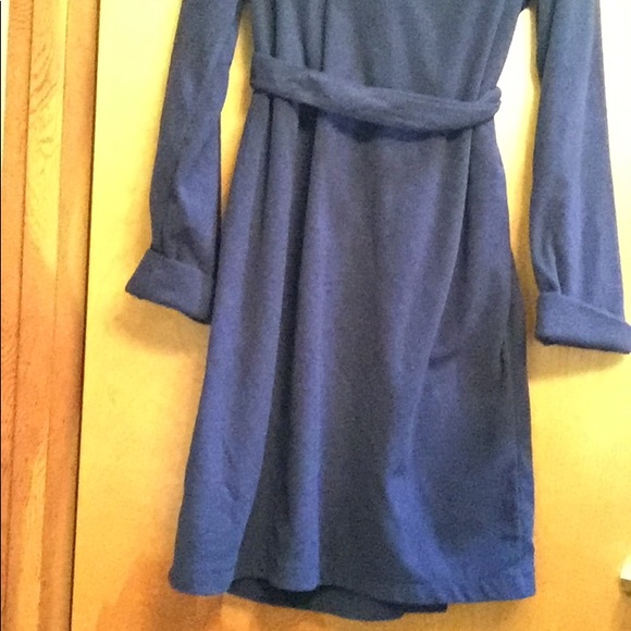 Lands End Boys Navy Hooded Robe w/pockets size 20 - Picture 4 of 7